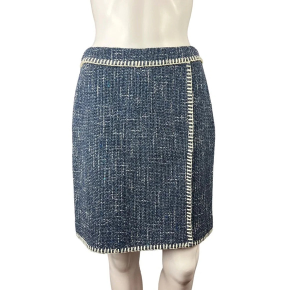 Boutique Moschino Tweed Mini Skirt - Picture 5 of 11
